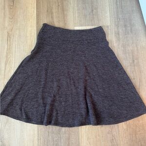 Woman’s S brown wool- like cold weather skirt, knee length. Excellent condition.